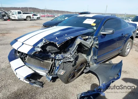 2009 Ford Mustang Gt/Gt Premium from USA, damaged, VIN 1ZVHT82H595137105